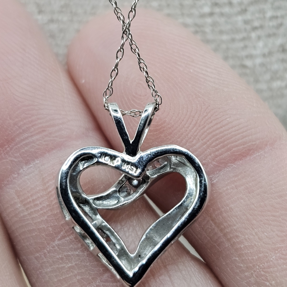 10k Solid Genuine Diamond Heart Crossover Pendant With Chain White Gold - Picture 5 of 9